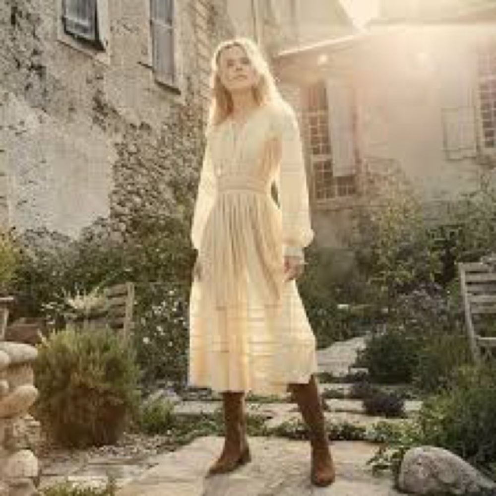 NWT Doen Vicia Dress Medium - Sandstone